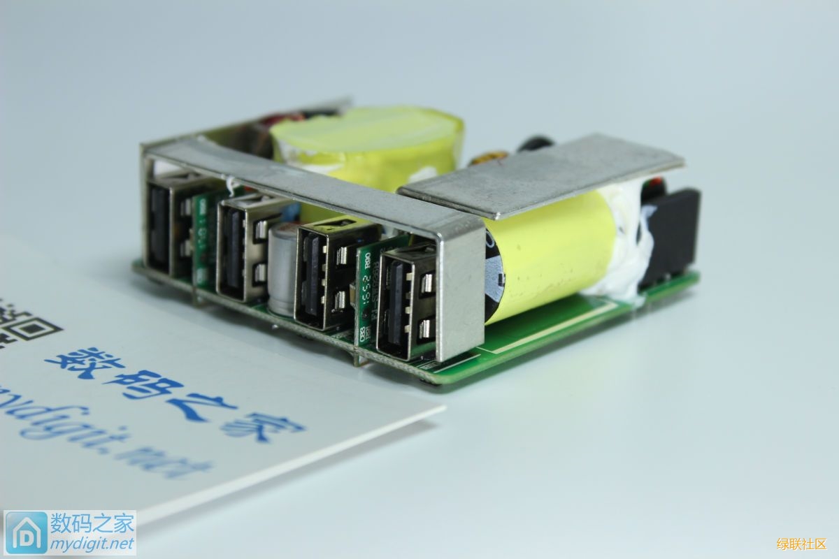 UGREEN��˹��-��רҵ�����ĵ�����Ʒ��