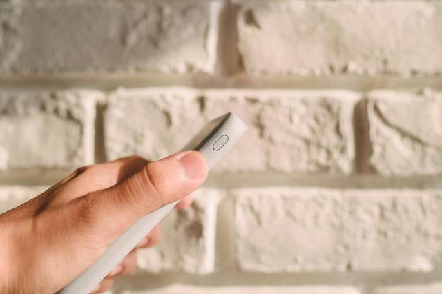 ��������ح����ָеı�˹��10000��������ʯ��籦