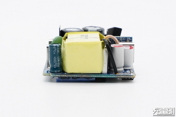 ��˹��PD20W������������⣺���ƪ���£�