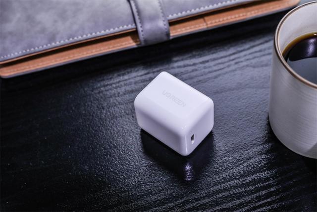 ��˹��30W�����س�������⣺�������iPhone13Pro����Ѵ