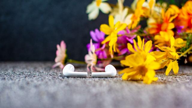 ��˹���׺�����������������δ�������AirPods��Ԫƽ��